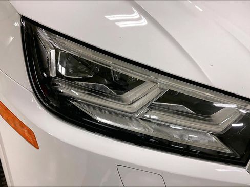 Used 2018 Audi Q5 Premium Plus image 25