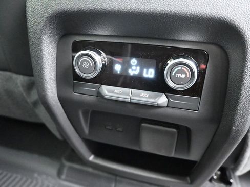 New 2026 Buick Enclave Sport Touring w/ Super Cruise Package image 9