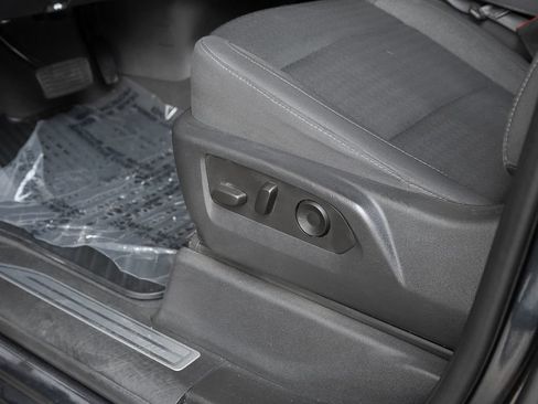 Used 2023 Chevrolet Silverado 1500 LT w/ Safety Package RWD image 21