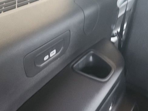 New 2023 Jeep Grand Cherokee L Laredo image 33