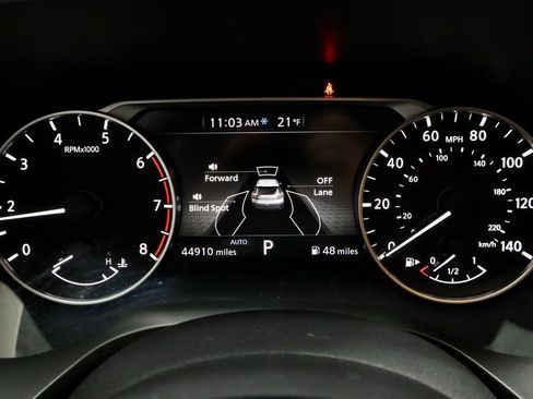 Certified 2023 Nissan Rogue SV image 28