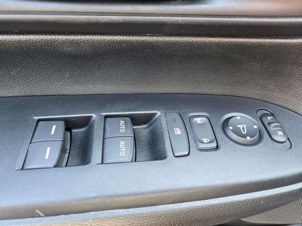 Used 2022 Honda CR-V Special Edition image 35