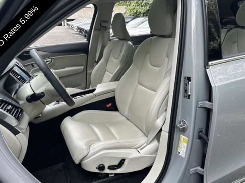Used 2025 Volvo XC90 T8 Ultra AWD/4WD image 3
