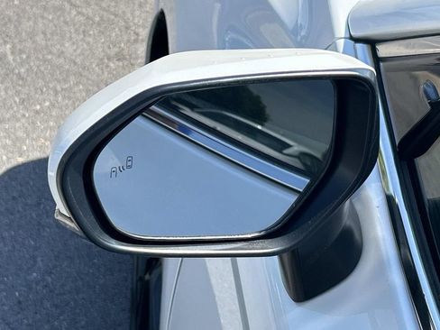 Used 2023 Toyota Camry XSE image 14