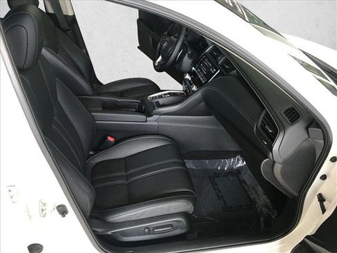 Used 2019 Honda Insight Touring image 22
