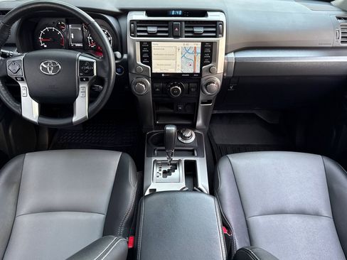 Used 2023 Toyota 4Runner SR5 Premium image 17