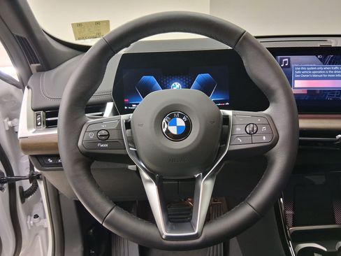 New 2026 BMW X1 xDrive28i w/ Technology Package AWD/4WD image 9