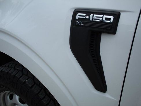 Used 2021 Ford F150 XL w/ Trailer Tow Package image 9