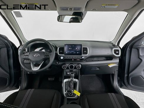 Certified 2026 Hyundai Venue SEL FWD image 12