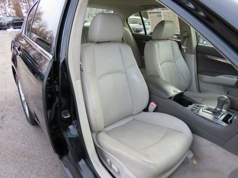Used 2013 INFINITI G37 x w/ Premium Pkg image 16