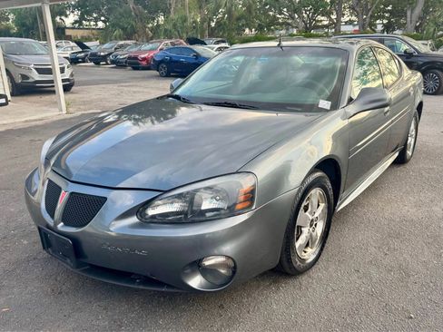 Used 2005 Pontiac Grand Prix w/ Drivers Plus Package image 19