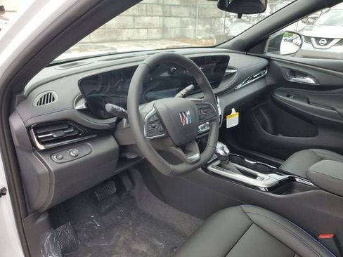 New 2026 Buick Envista Sport Touring w/ Convenience I Package FWD image 19