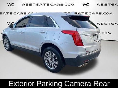 Used 2017 Cadillac XT5 Luxury w/ Driver Awareness Package FWD image 11