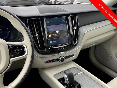 New 2025 Volvo XC60 T8 Plus w/ Protection Package Premier image 18