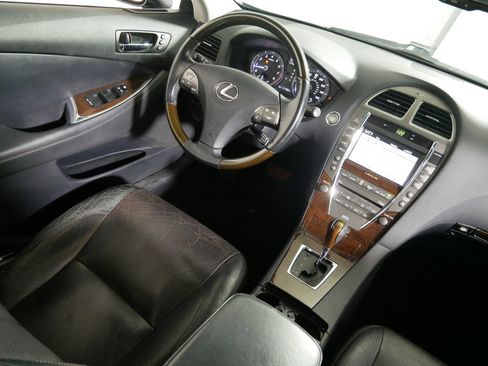 Used 2011 Lexus ES 350 FWD image 9