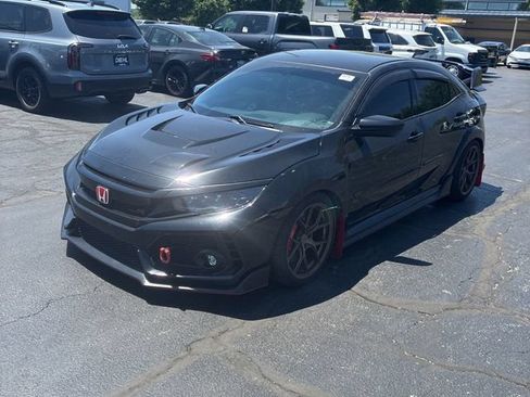 Used 2018 Honda Civic Type R image 3