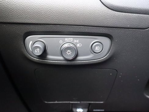 Used 2021 Buick Encore GX Select image 13