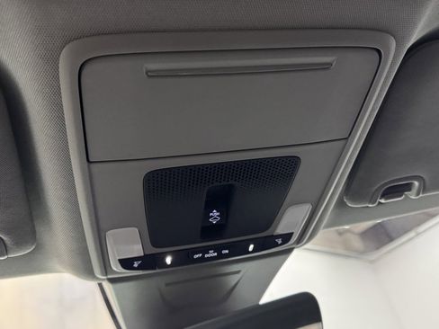 Used 2023 Acura Integra image 32