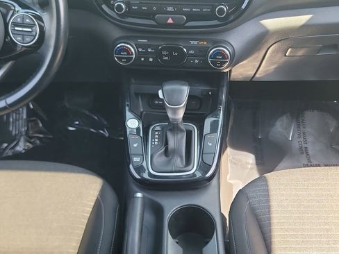 Used 2023 Kia Soul EX FWD image 11