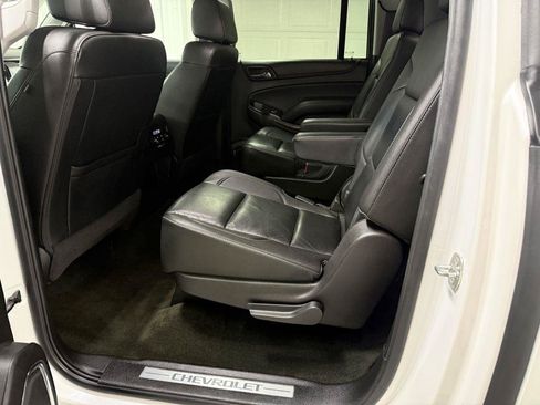 Used 2016 Chevrolet Suburban LT AWD/4WD image 30