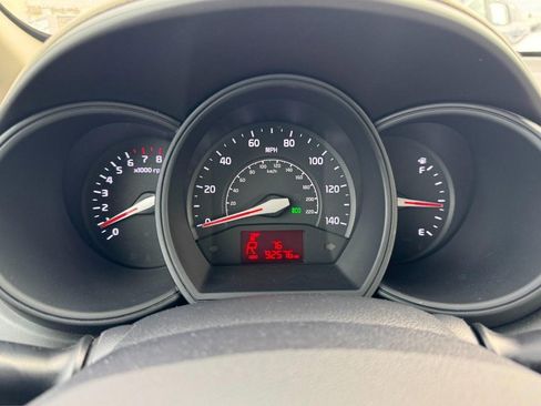 Used 2013 Kia Rio EX w/ Convenience Pkg image 22