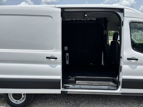 New 2025 Ford Transit 250 148 Medium Roof w/ Load Area Protection Package image 3