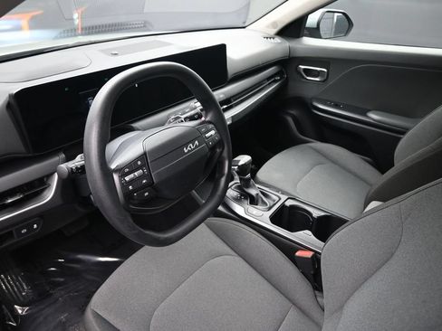 Used 2025 Kia K4 FWD image 19