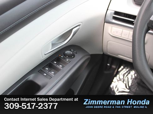 Used 2025 Hyundai Tucson SEL AWD/4WD image 14