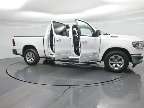 Used 2019 RAM 1500 Laramie image 34