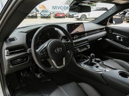 Used 2023 Toyota Supra Premium RWD image 2