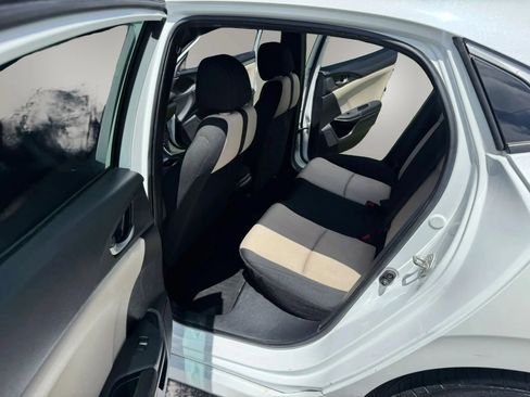 Used 2017 Honda Civic LX image 10