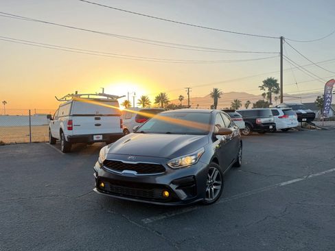 Used 2019 Kia Forte S FWD image 2