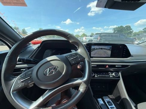 Used 2021 Hyundai Sonata SEL Plus w/ Tech Package FWD image 12