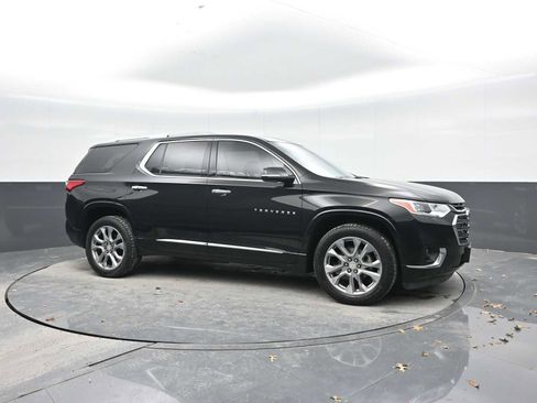 Used 2018 Chevrolet Traverse Premier image 5