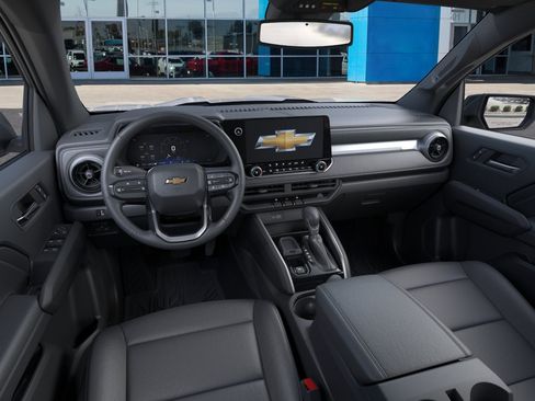 Used 2025 Chevrolet Colorado W/T w/ Advanced Trailering Package RWD image 15