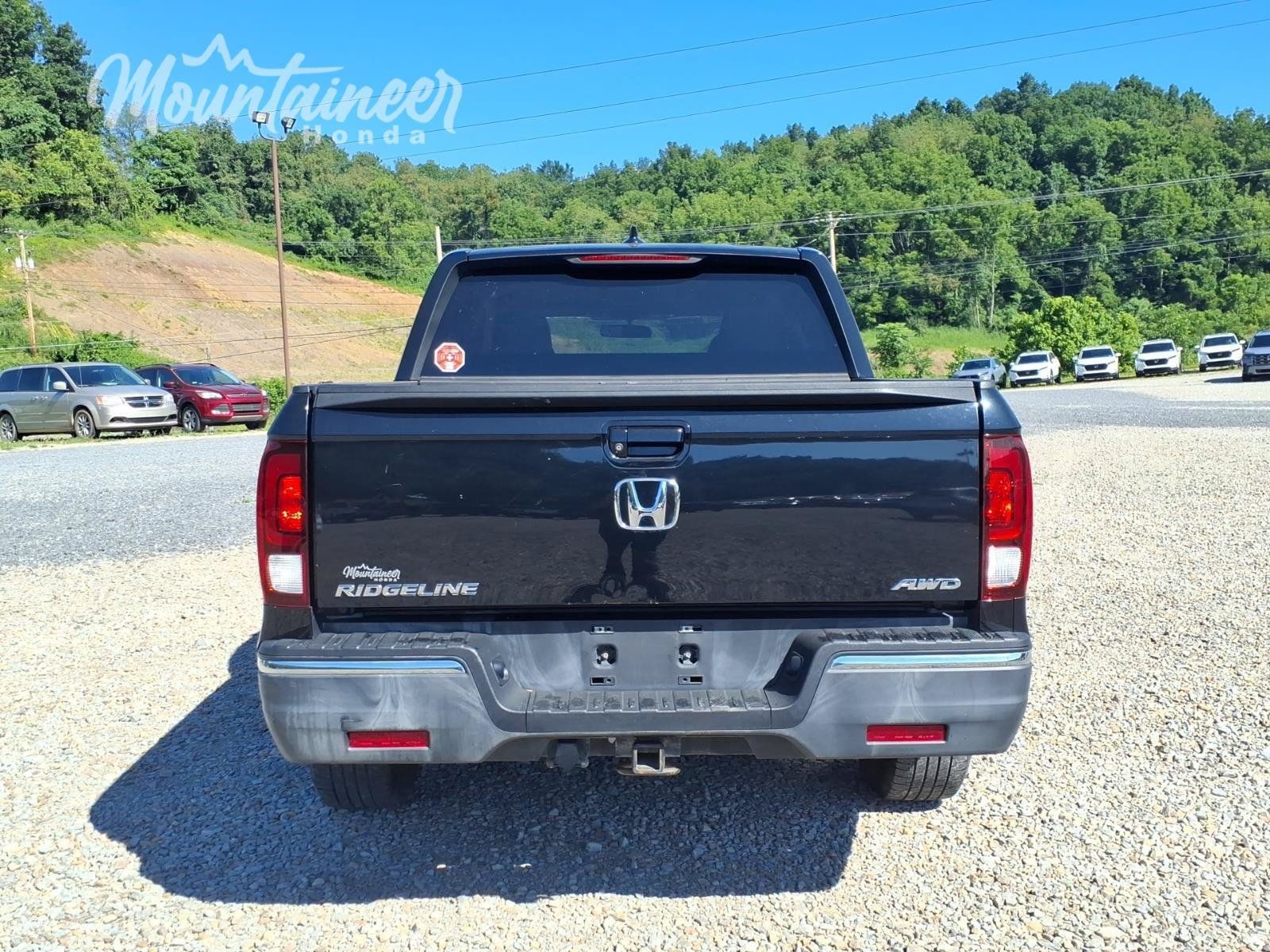 Used 2017 Honda Ridgeline Sport image 7