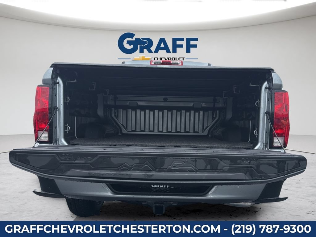 Used 2024 Chevrolet Colorado LT w/ LT Convenience Package II AWD/4WD image 27