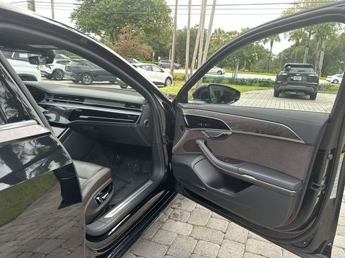 Used 2023 Audi A8 L 3.0T w/ Comfort Plus Package AWD/4WD image 23