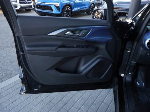 New 2025 Chevrolet Equinox EV LT image 16