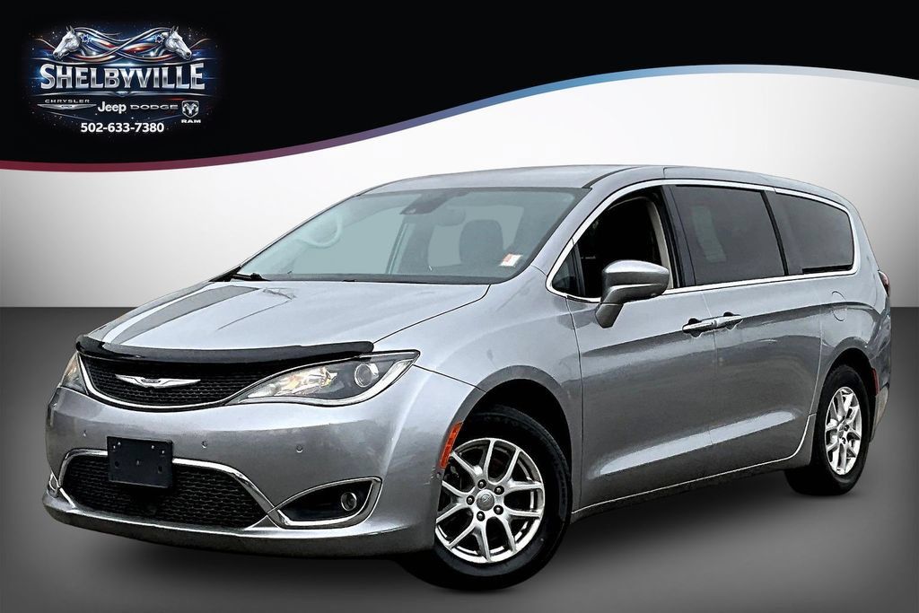 Used 2020 Chrysler Pacifica Touring w/ Advanced Safetytec Group FWD image 1