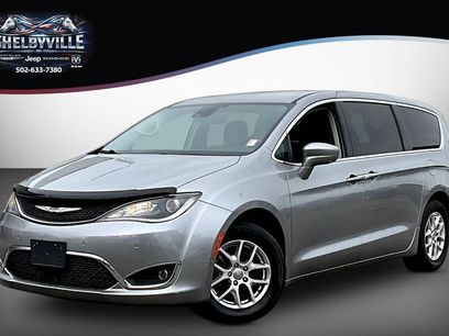 Used 2020 Chrysler Pacifica Touring w/ Advanced Safetytec Group