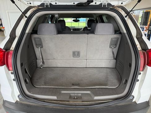 Used 2009 Chevrolet Traverse LS FWD image 14