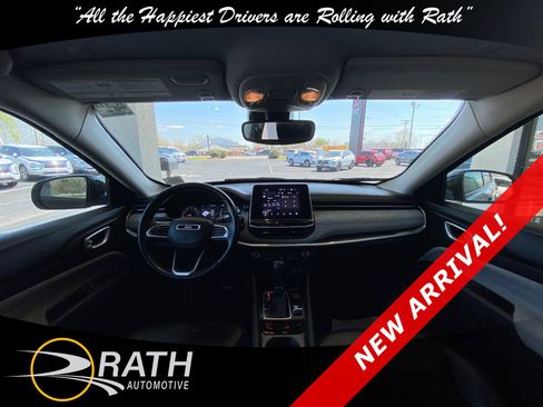 Used 2022 Jeep Compass Latitude w/ Convenience Group image 16