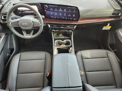 New 2026 Chevrolet Traverse Z71 w/ Driver Confidence Package AWD/4WD image 18