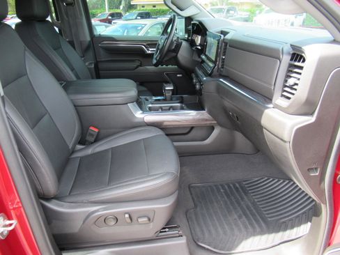 Used 2024 Chevrolet Silverado 1500 LTZ w/ LTZ Convenience Package II image 11