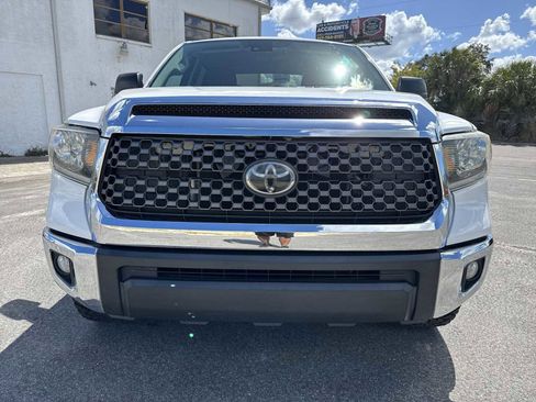 Used 2020 Toyota Tundra SR5 w/ SR5 Upgrade Package image 9