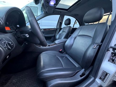 Used 2003 Mercedes-Benz C 240 Sedan image 5