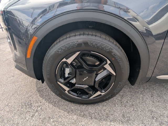 New 2027 Kia Sportage EX FWD image 11