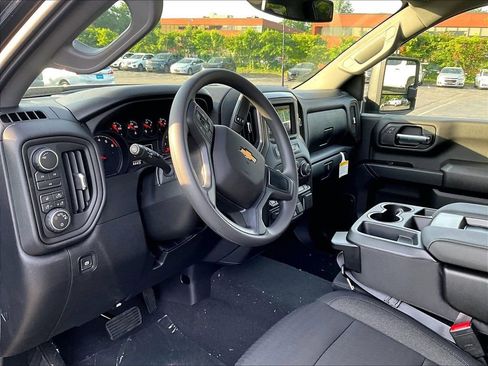 New 2026 Chevrolet Silverado 2500 Custom w/ Custom Value Package AWD/4WD image 9