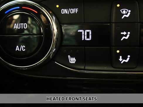 Used 2025 Chevrolet Trax RS w/ Driver Confidence Package image 6